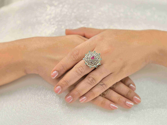 EMERALD RUBY DIAMOND RING IN VICTORIAN