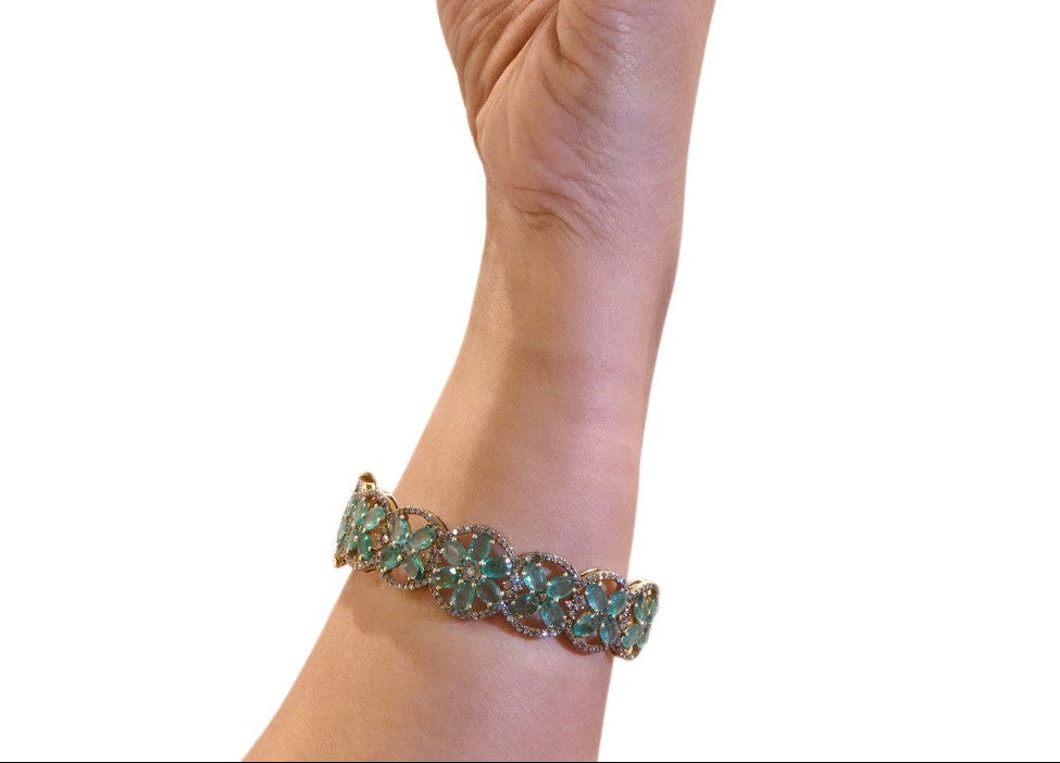 EMERALD DIAMOND BANGLE IN VICTORIAN