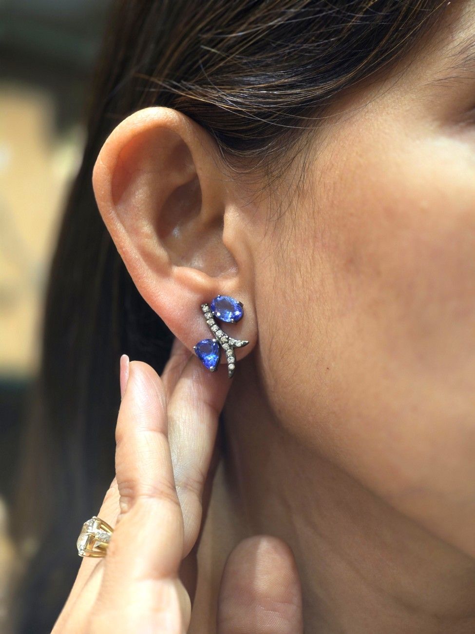 TANZENITE DIAMOND EARRING IN VICTORIAN